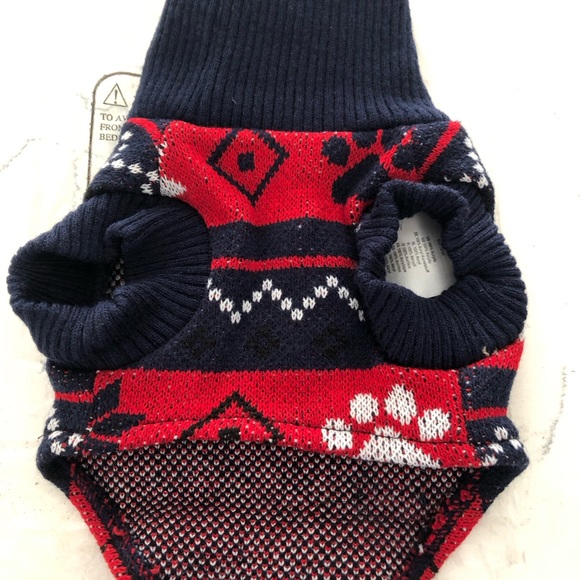 New Patriots Dog Sweater.  Size XS - Picture 2 of 3